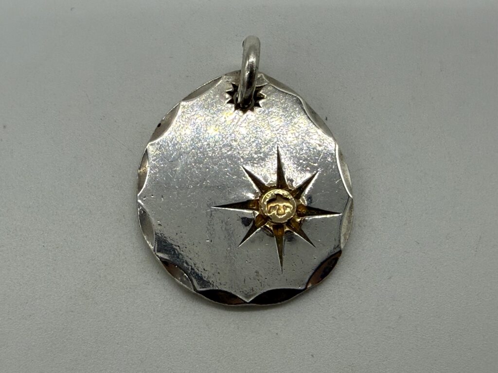 良品 中メタル刻印ズレ22.65g