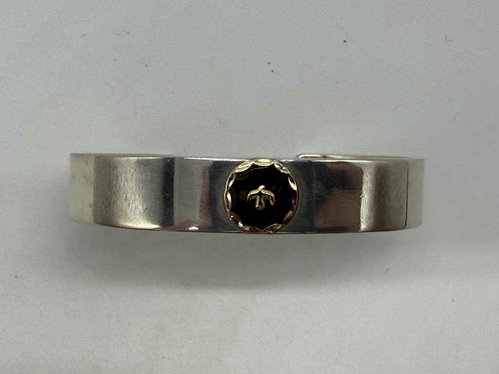 美品　平打ブレスM32.84g