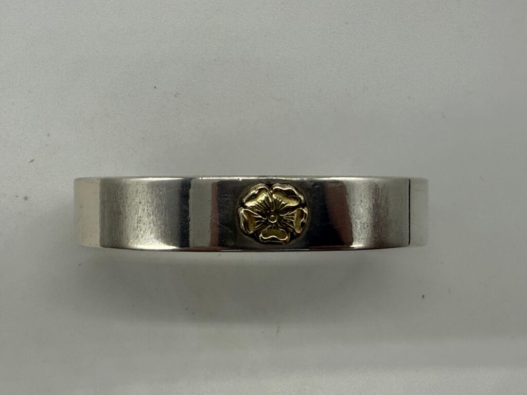 美品　平打ローズブレスM33.45g