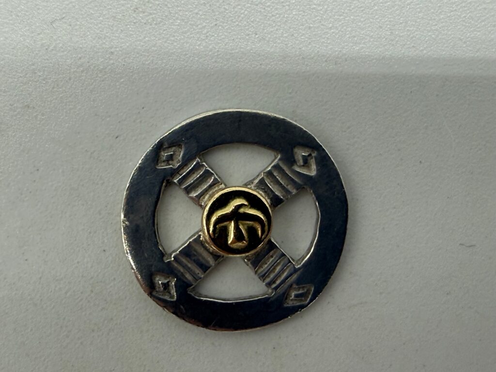 美品 金メタル付ホイール2.43g