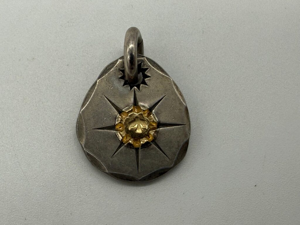 ゴローズ 美品 小メタル彫長個体11.28g