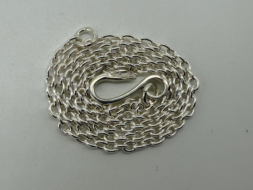 ゴローズ　新品　細丸イーグルフックチェーン16.89g