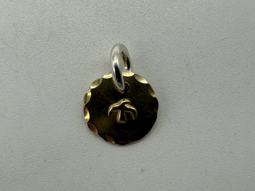 美品　k18太陽メタル1.47g