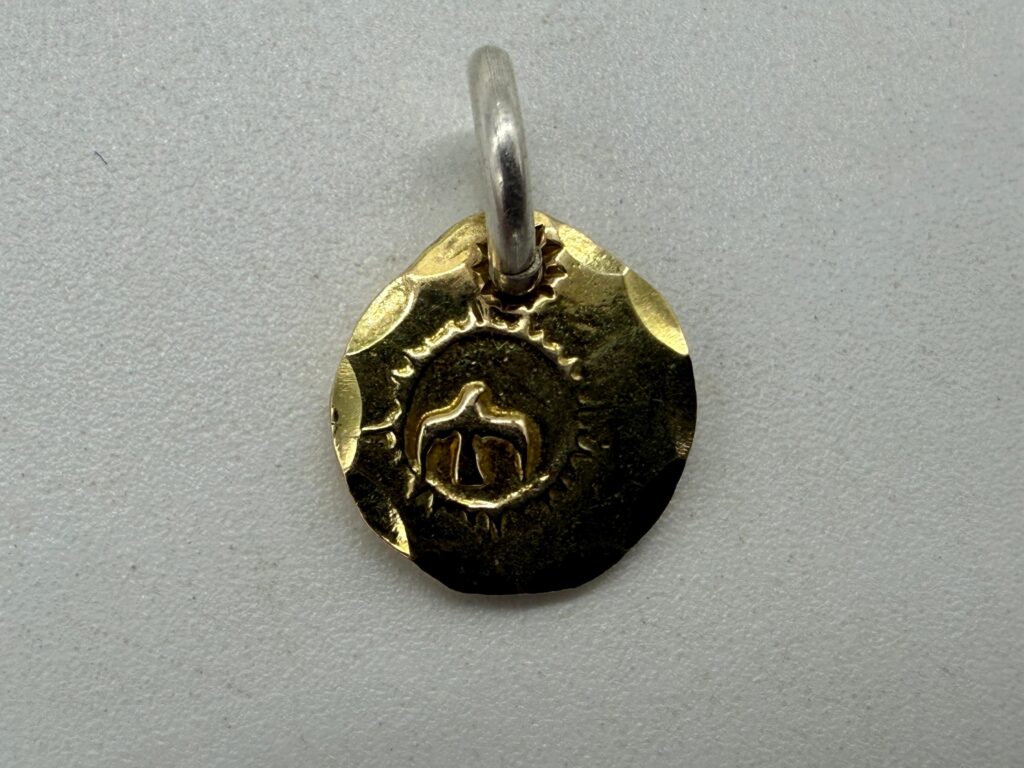 極美品　k18in太陽メタル小　現行2.75g