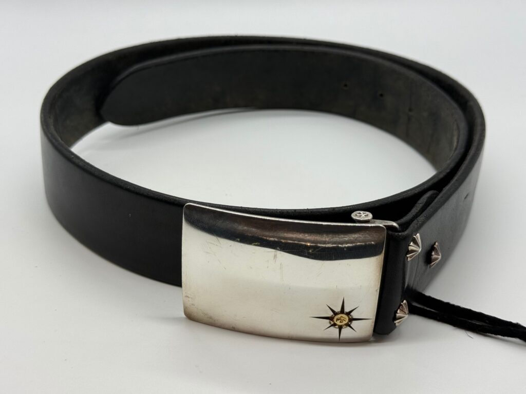 【美品】４センチ可動式角バックルベルト【黒】