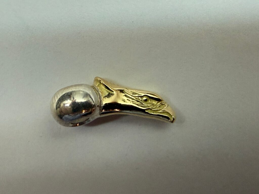 美品 イーグルヘッドビーズ2.59g