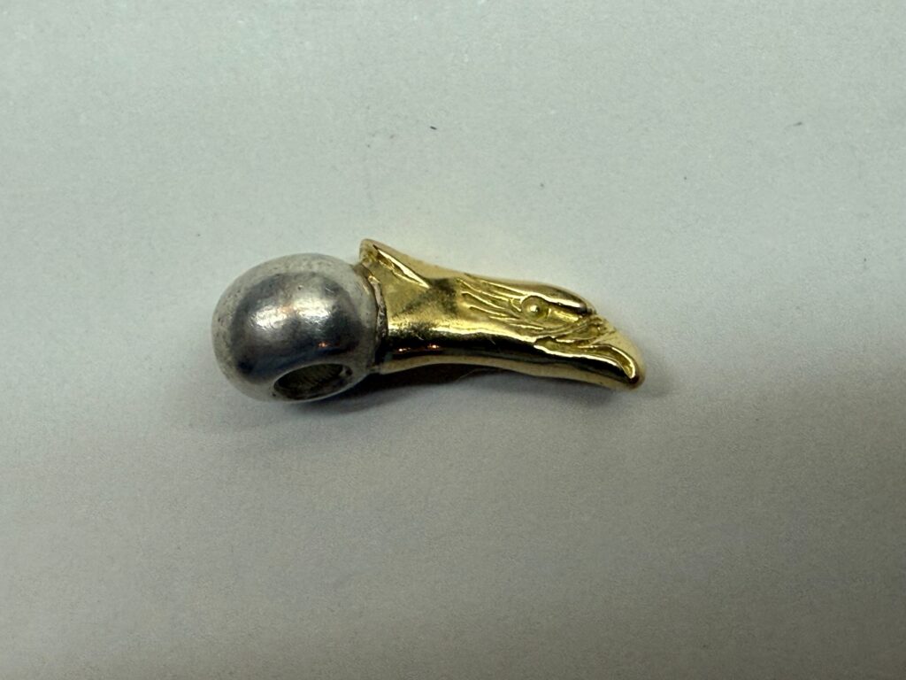 美品 イーグルヘッドビーズ3.58g