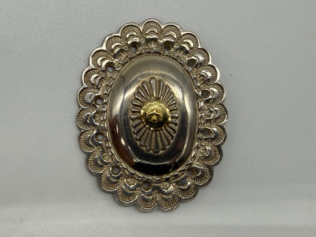 美品 楕円形金メタル付特大フラワーコンチョ19.72g