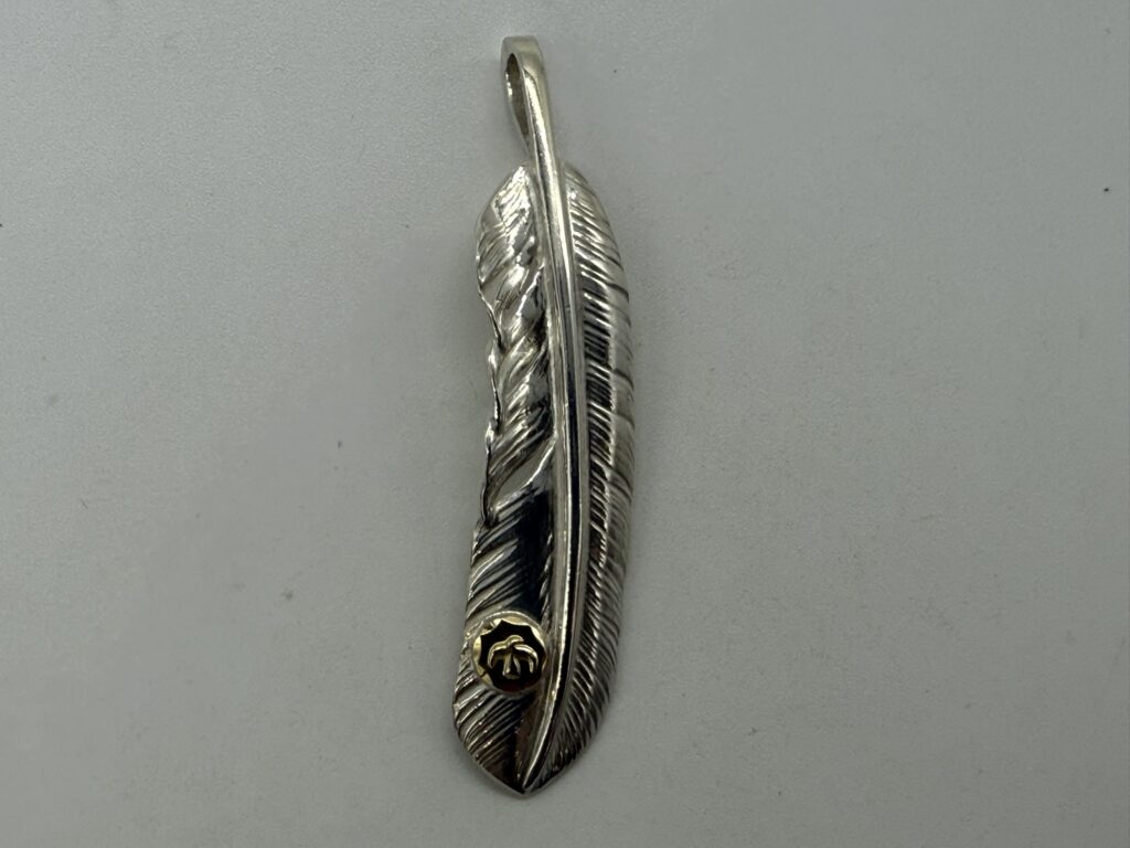 ほぼ新品　金メタル付特大フェザー右　現行　11.63g