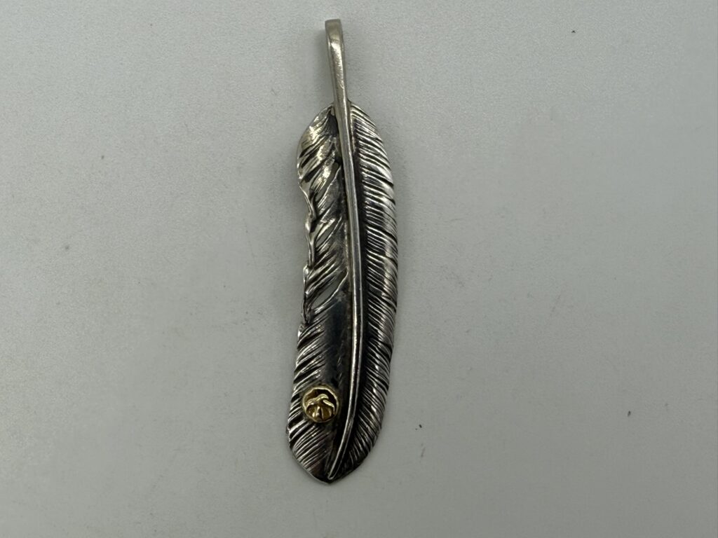 良品　小金メタル付特大フェザー右　OLD9.61g