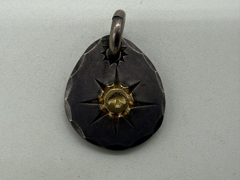 良品　小メタル　11.43g
