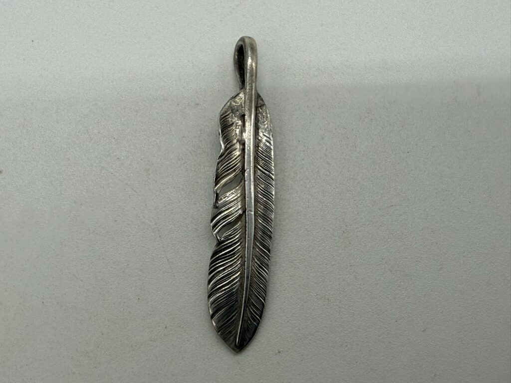 美品　SVフェザー大　右　2.33g