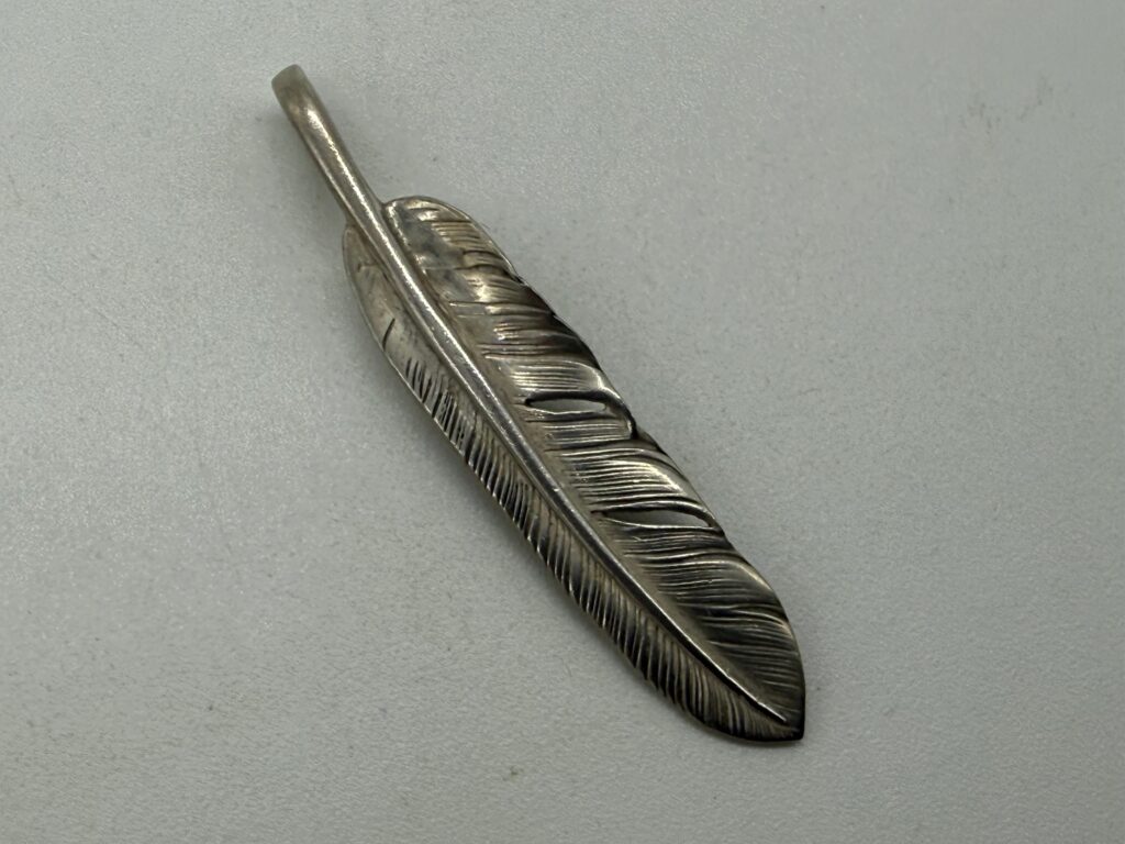美品　SVフェザー大　左 2.26g