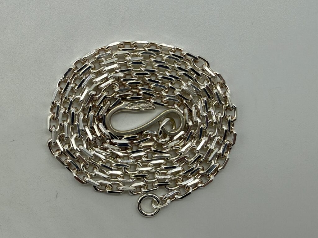 美品 太角イーグルフックロングチェーン27.93g