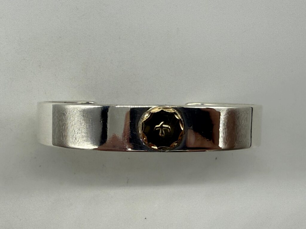 美品　平打ブレスM32.51g