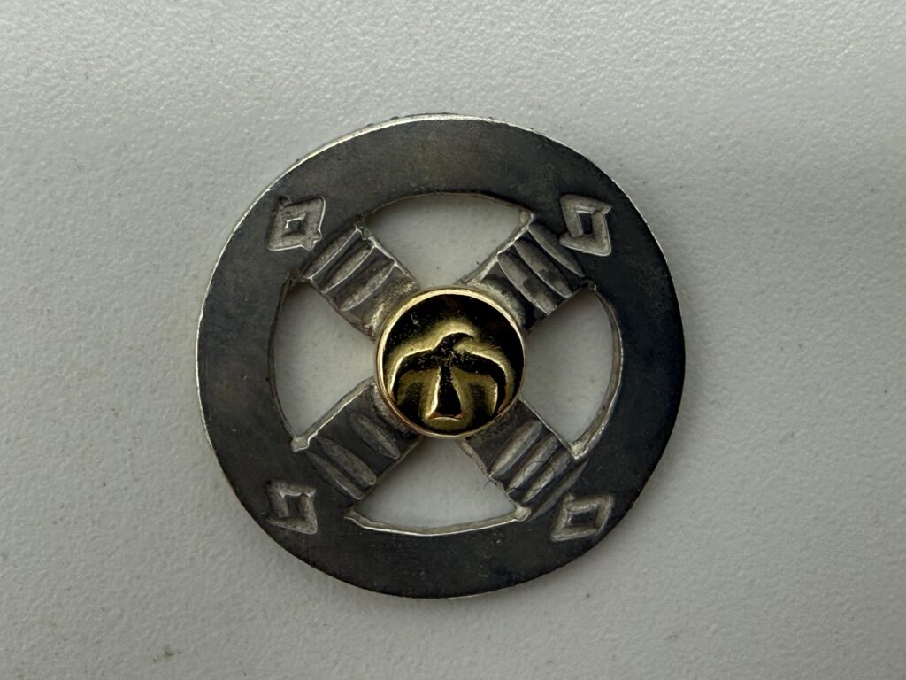 美品 金メタル付ホイール 最新キャスト2.42g