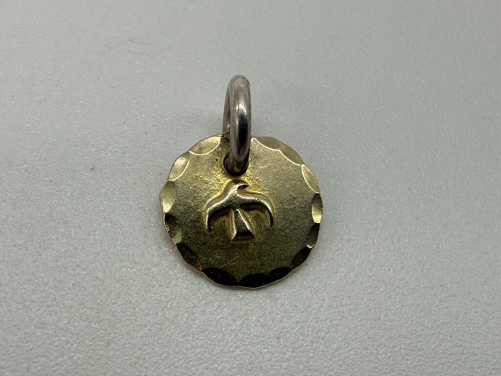 ゴローズ 美品 k18太陽メタル極小0.82g