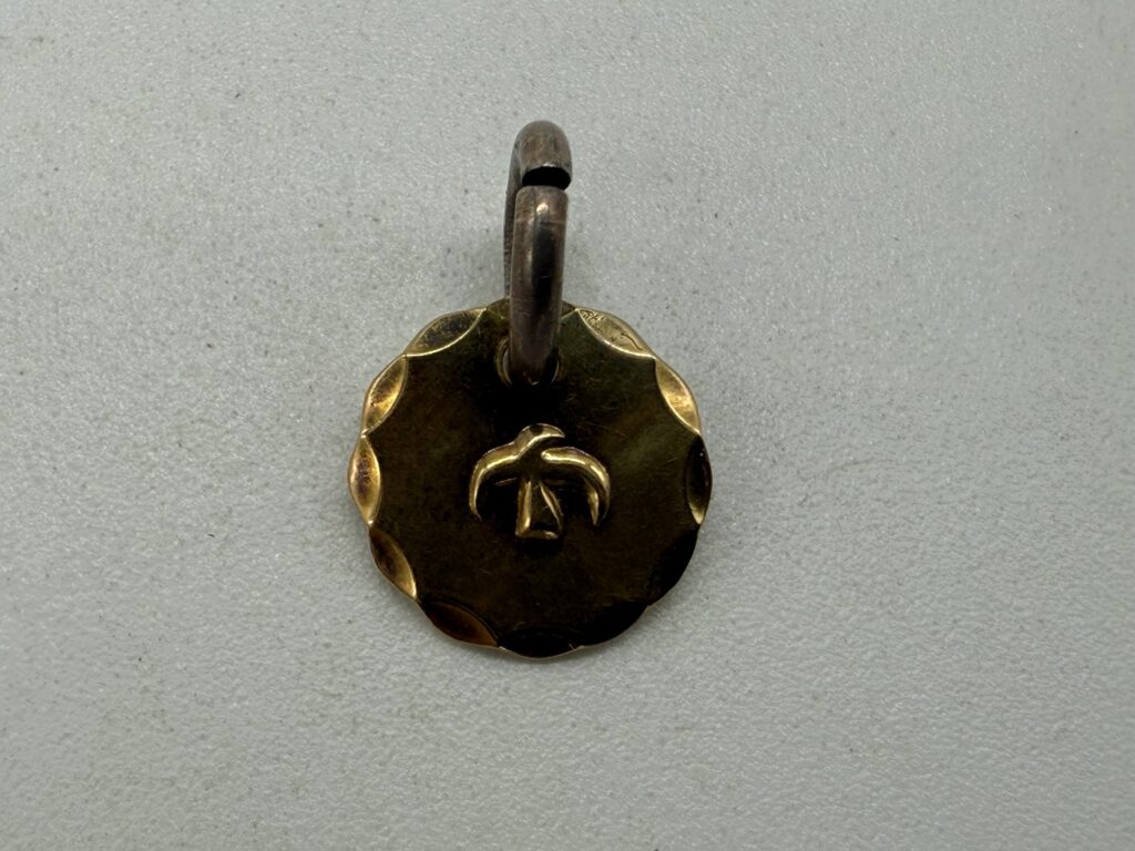良品　k18太陽メタル　最新キャスト1.34g