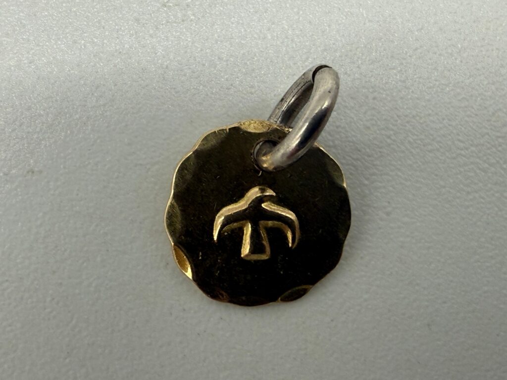 ゴローズ 美品 k18太陽メタル極小0.67g