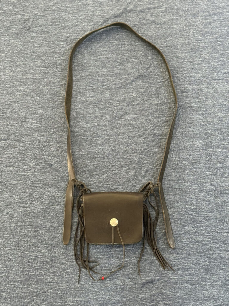 【良品】角型メディスンショルダーバッグ【黒】