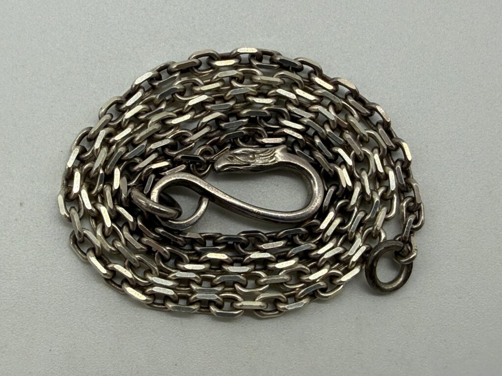 良品　細角イーグルフックチェーン15.44g
