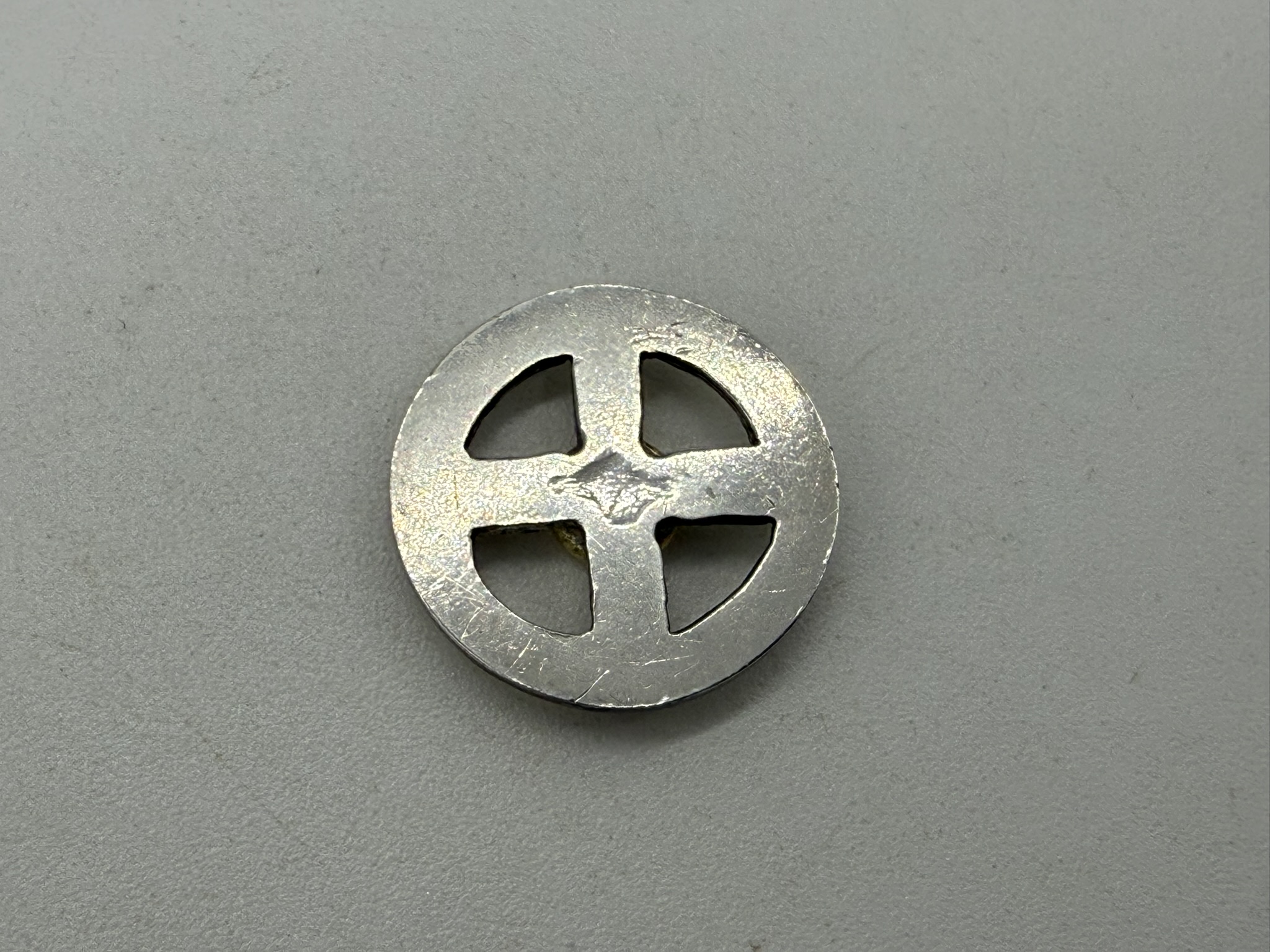 美品 金メタル付ホイール 最新キャスト2.38g - 画像 (6)