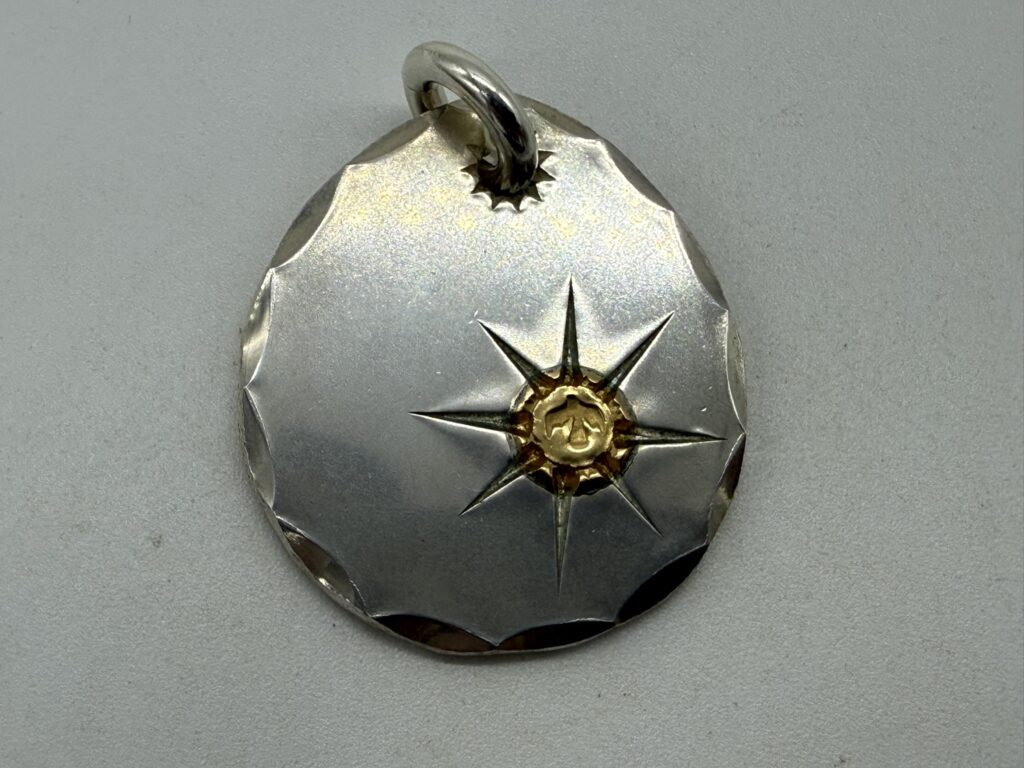【極美品】中メタル刻印ズレ【22.86g】