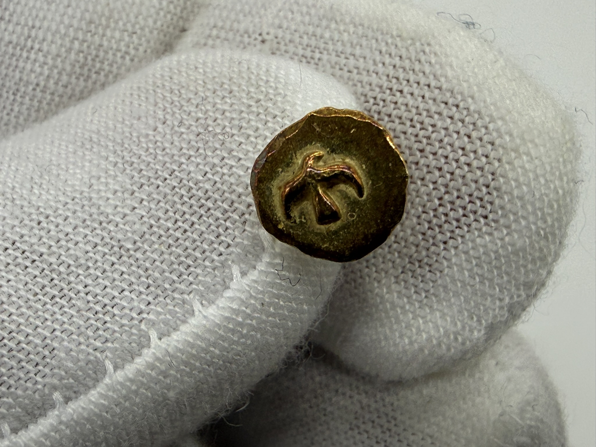 【良品】金メタルピアス【OLD0.72g】