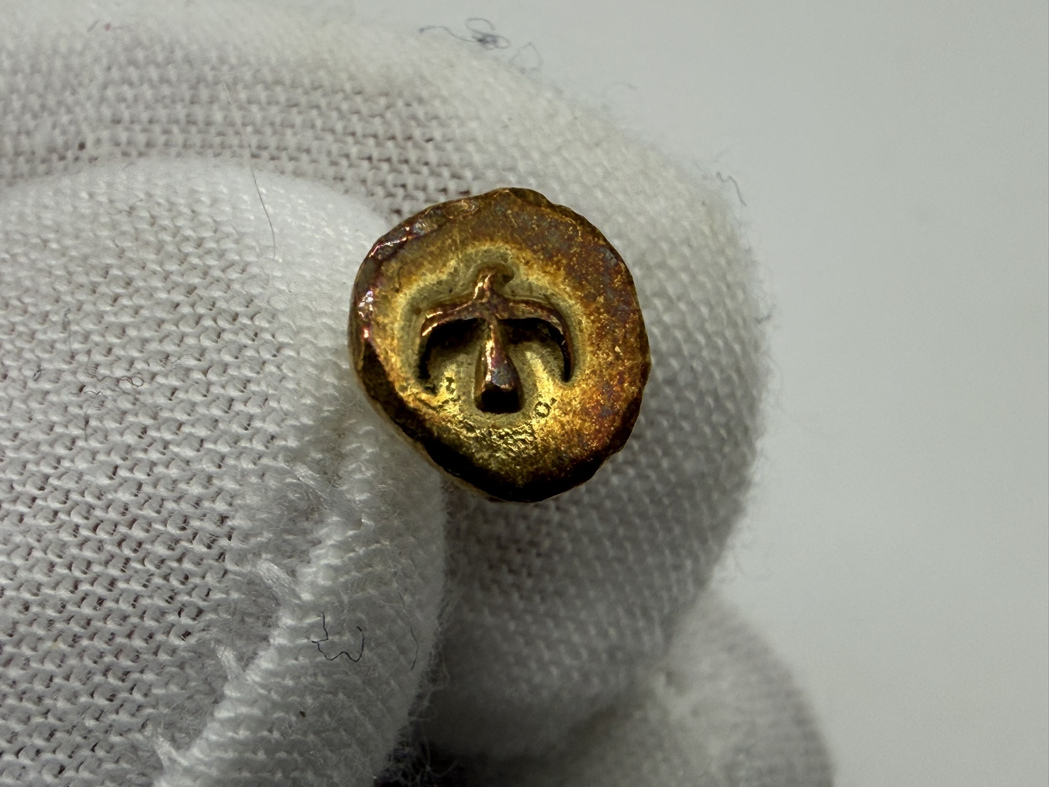 【良品】金メタルピアス【OLD0.72g】 - 画像 (3)