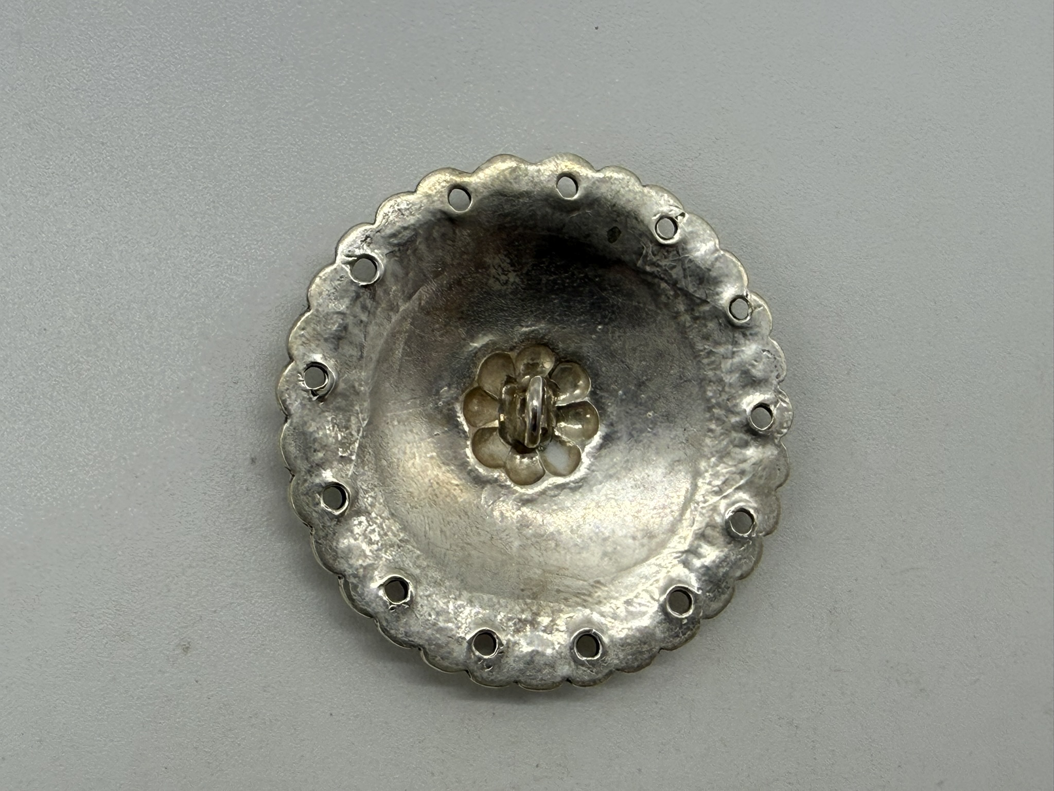 【美品】フラワーコンチョ【13.19g】 - 画像 (4)