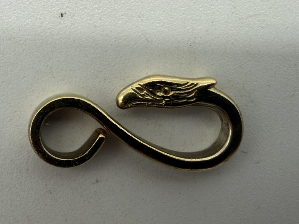 【美品】全金イーグルフック【3.81g】
