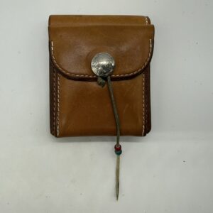 【美品】二つ折りショートウォレット【サドル】
