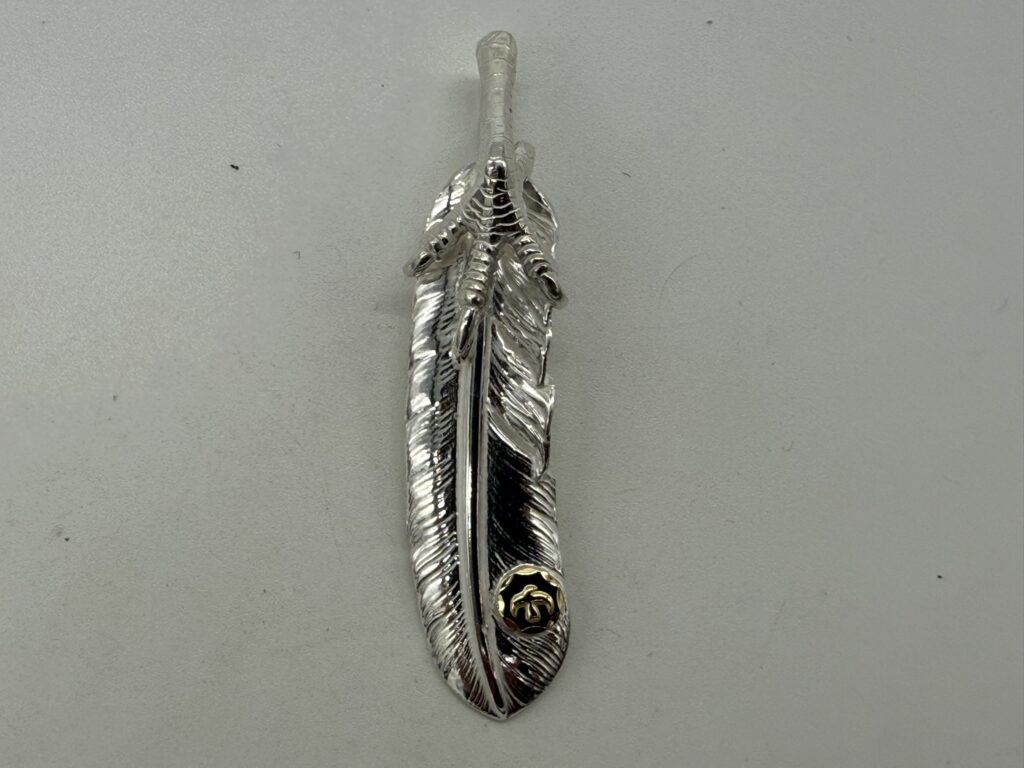 【新品】銀爪金メタル付特大フェザー左【現行16.94g】