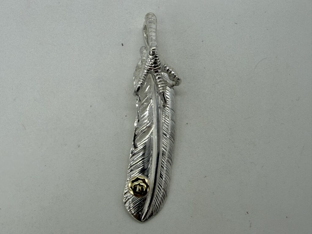 【新品】銀爪金メタル付特大フェザー右【現行17.31g】