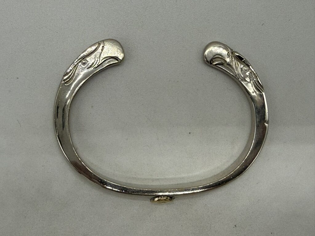 【極美品】金メタル付顔ブレス【現行30.74g】