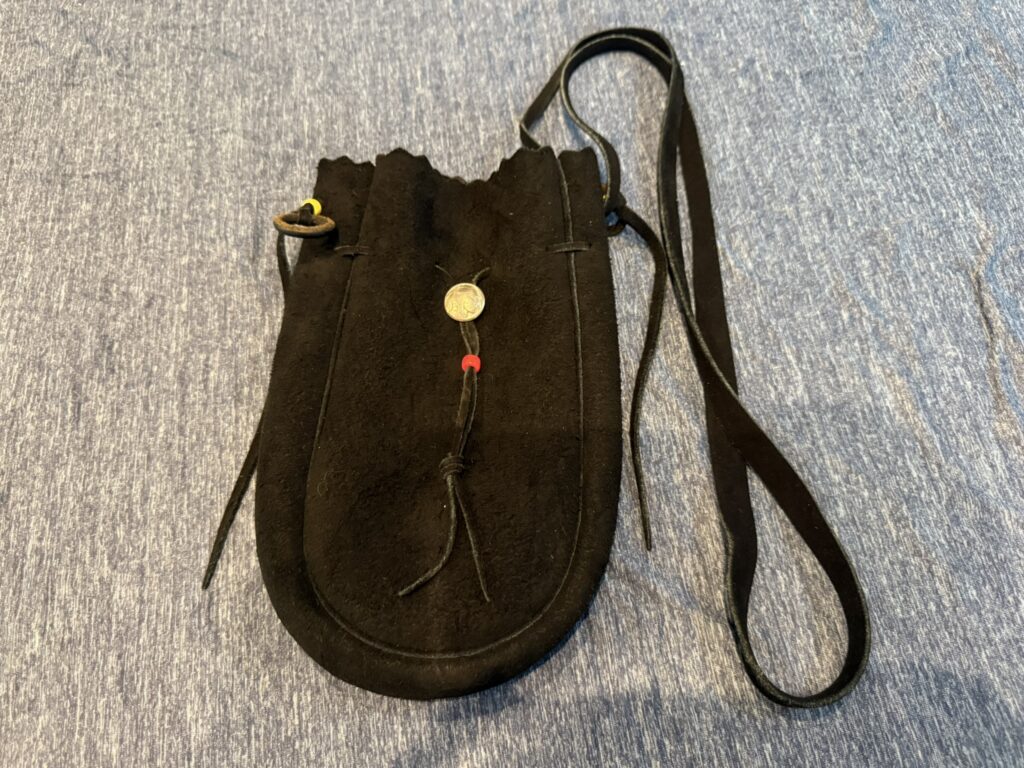 【極美品】ディアスキン巾着ポーチバッグL【黒】
