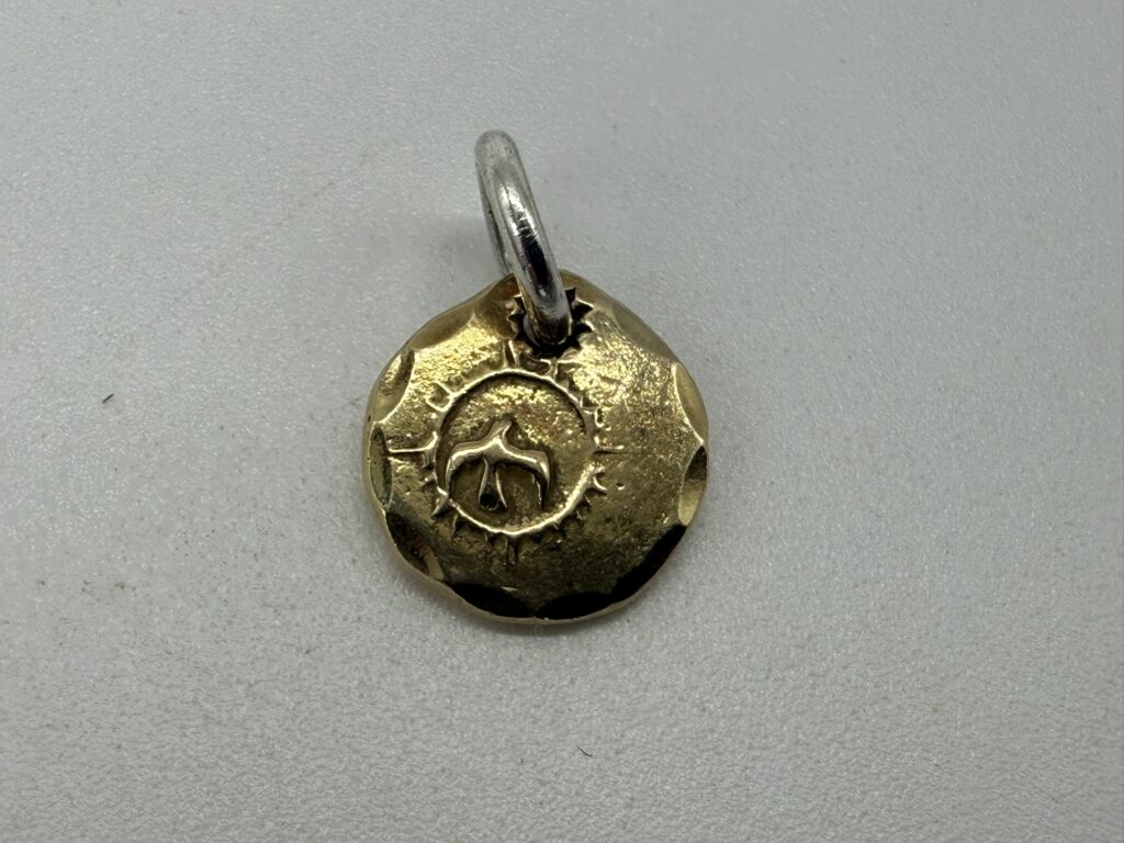 【良品】K18IN太陽メタル小【最新キャスト2.93g】