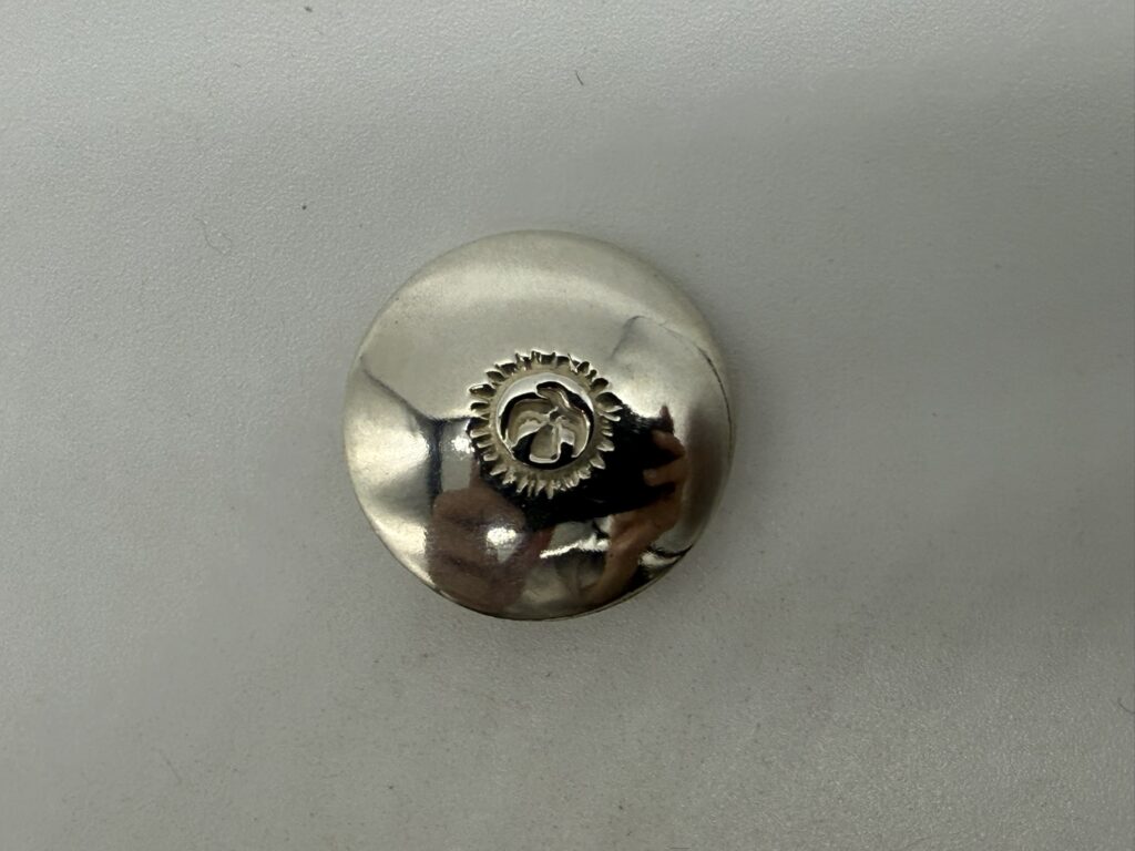 【極美品】刻印コンチョ大【巾着用4.56g】