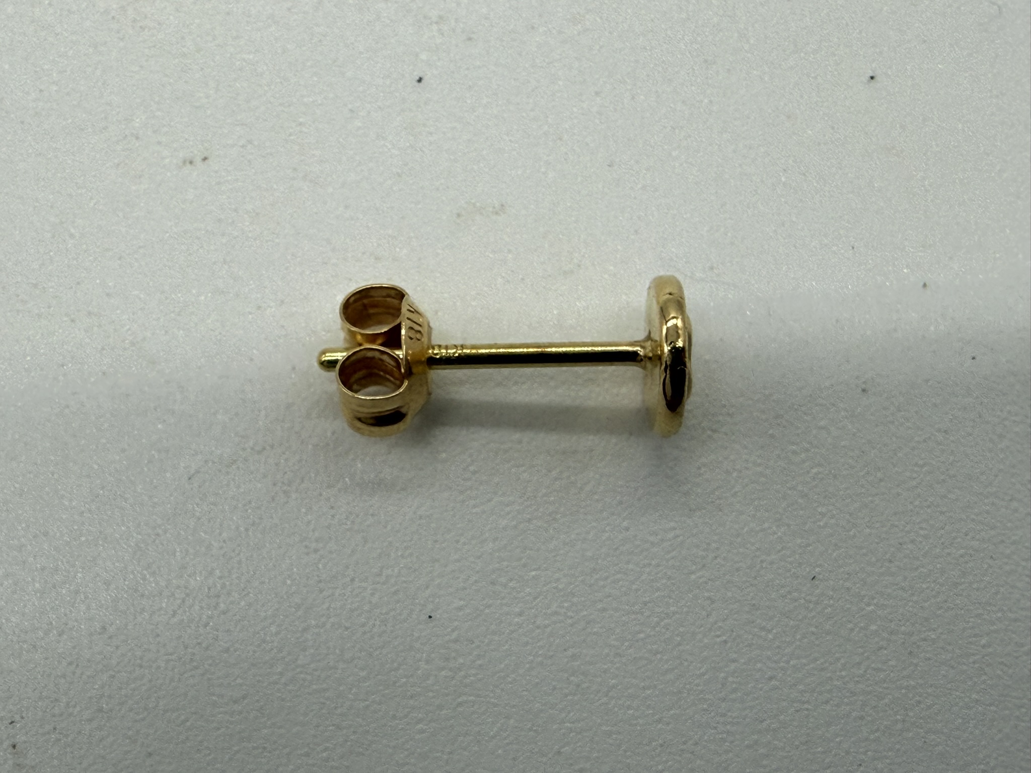 【美品レア】小金メタルピアス【0.61g】 - 画像 (2)