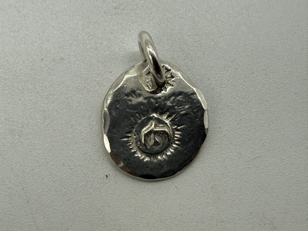 【美品】SVIN太陽メタル大【最新キャスト2.57g】