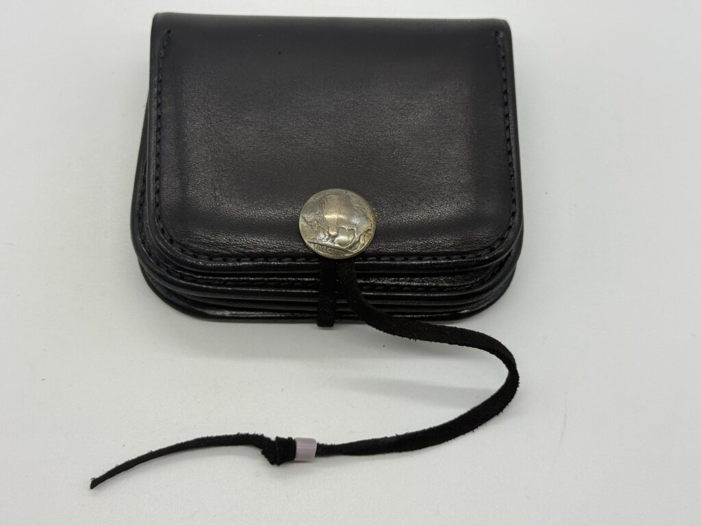 【新品】角形小銭入れ【黒】